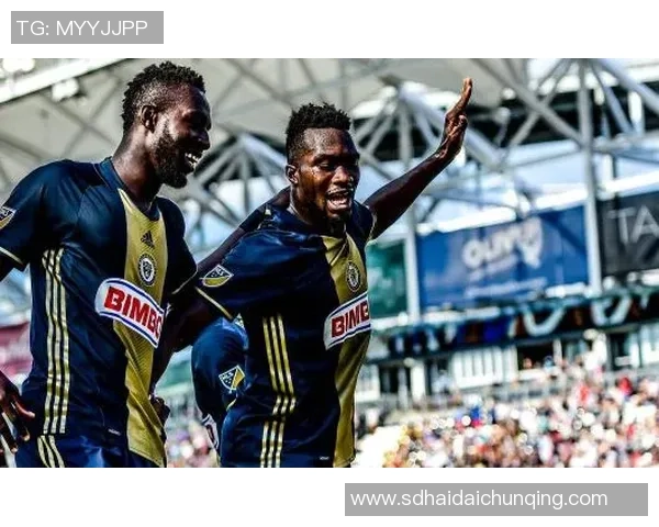 肯萨斯竞技与费城联合的激烈对决展现足球魅力与团队精神